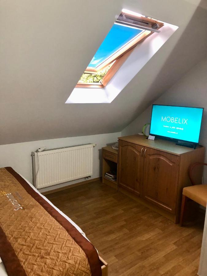 Sunshine Pension Karlovy Vary Exterior photo